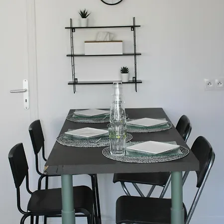 F2 Between Cathedral And Basilica