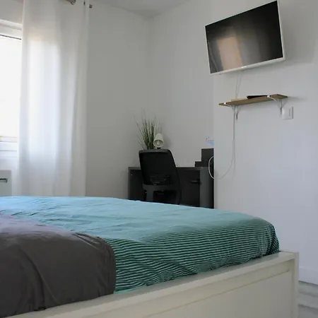 Appartement F2 Between Cathedral And Basilica *