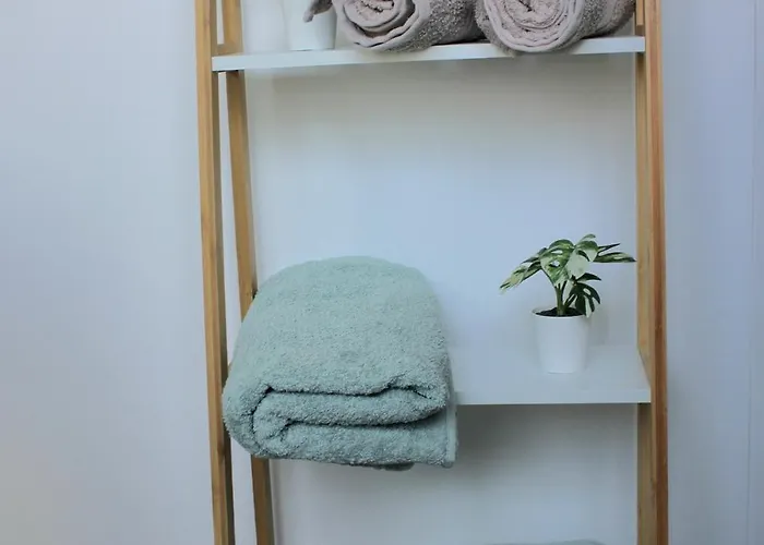 F2 Between Cathedral And Basilica *