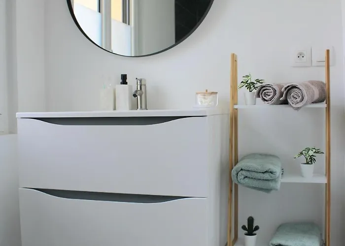 F2 Between Cathedral And Basilica Apartment *